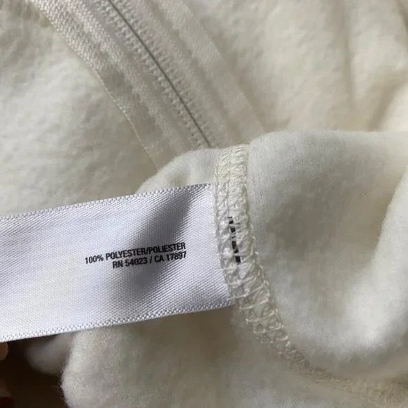 Old Navy sz S Long sleeve zip down front Pocket in front fleece jacket - Picture 9 of 9